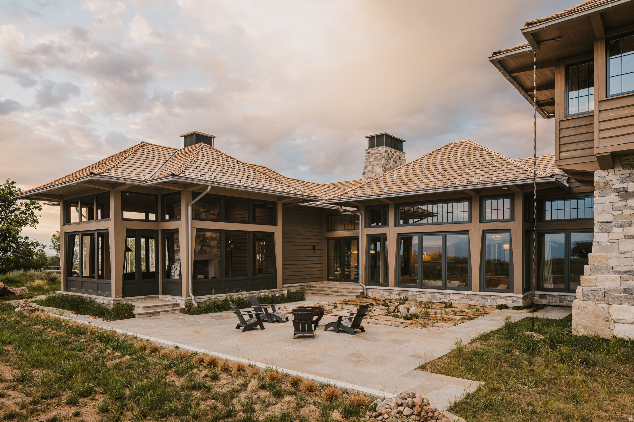 WOLF CREEK - Residential