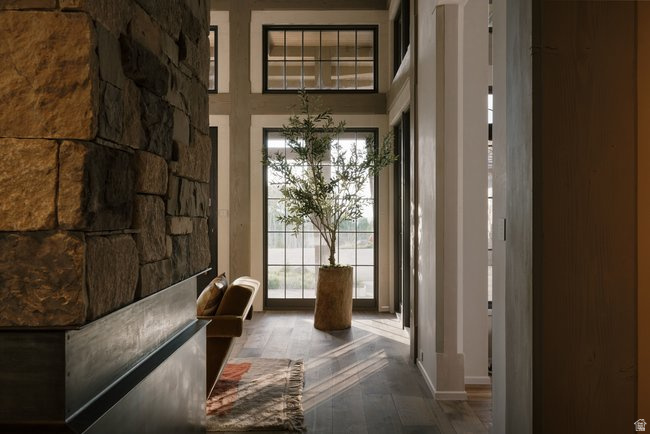 WOLF CREEK - Residential