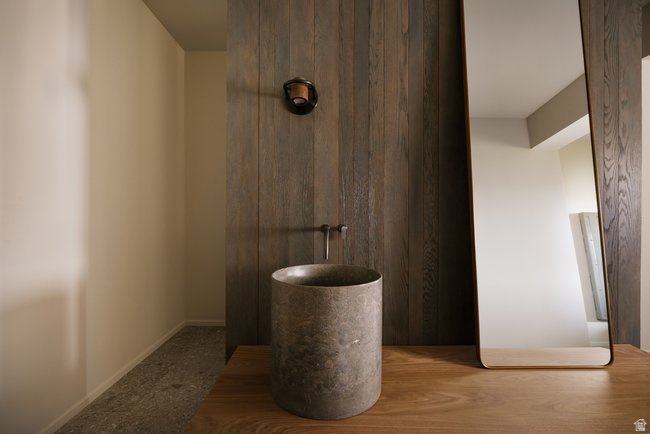 WOLF CREEK - Residential