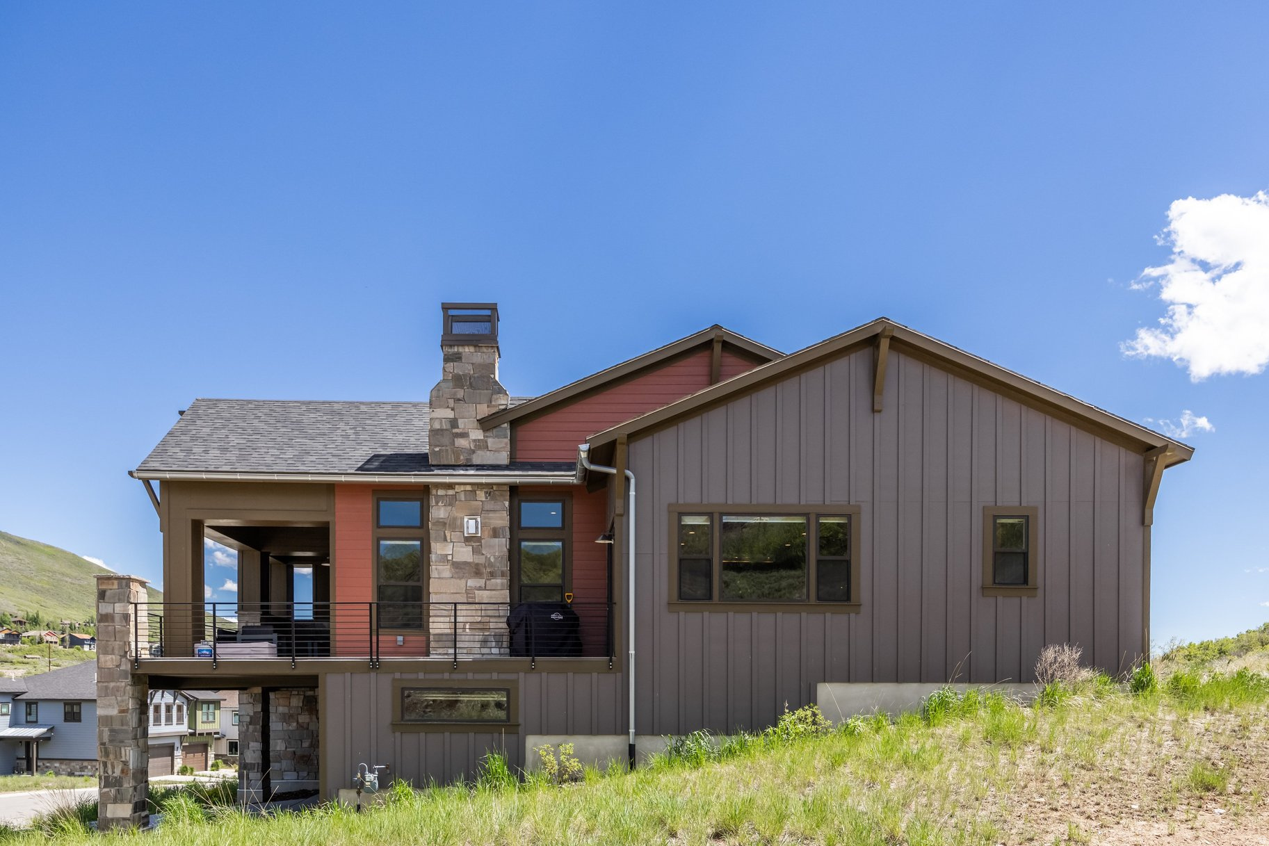DEER SPRINGS - Residential