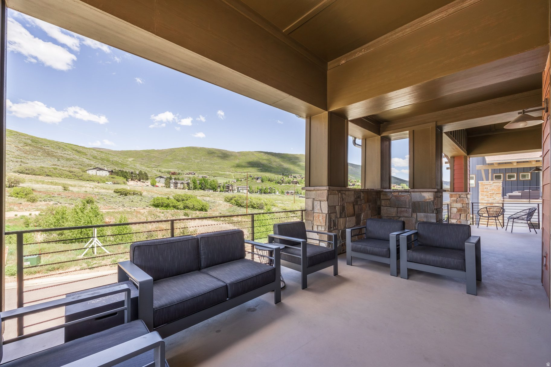 DEER SPRINGS - Residential