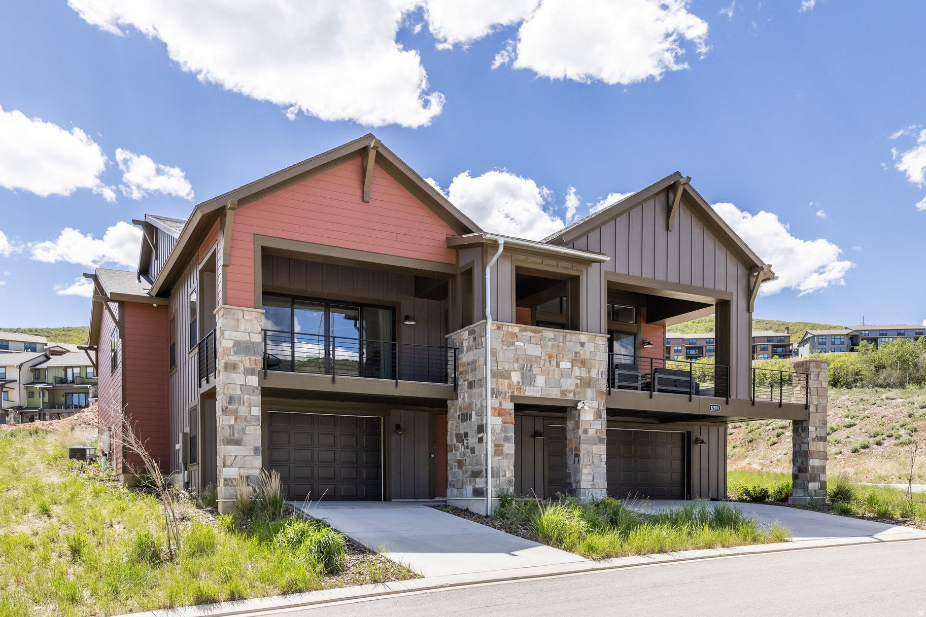 DEER SPRINGS - Residential