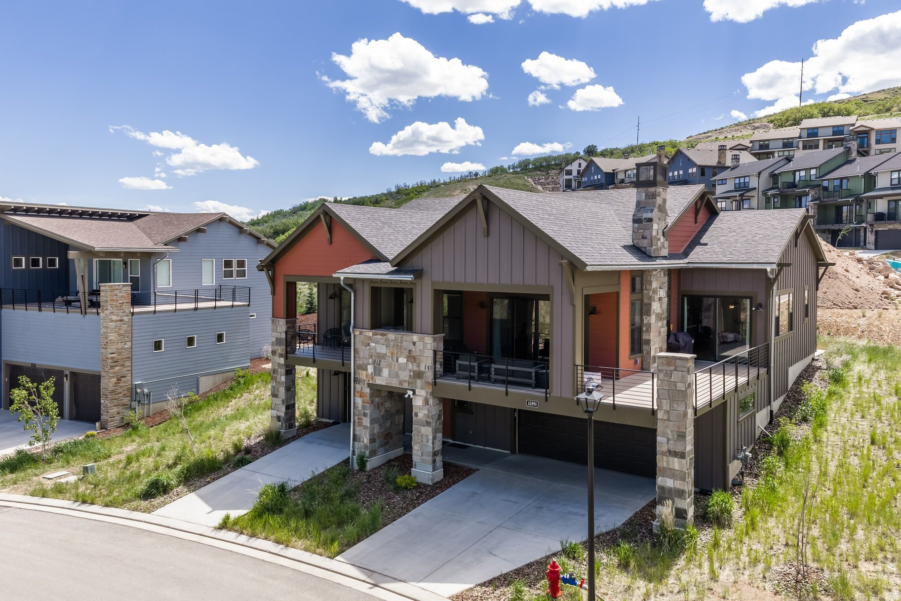 DEER SPRINGS - Residential
