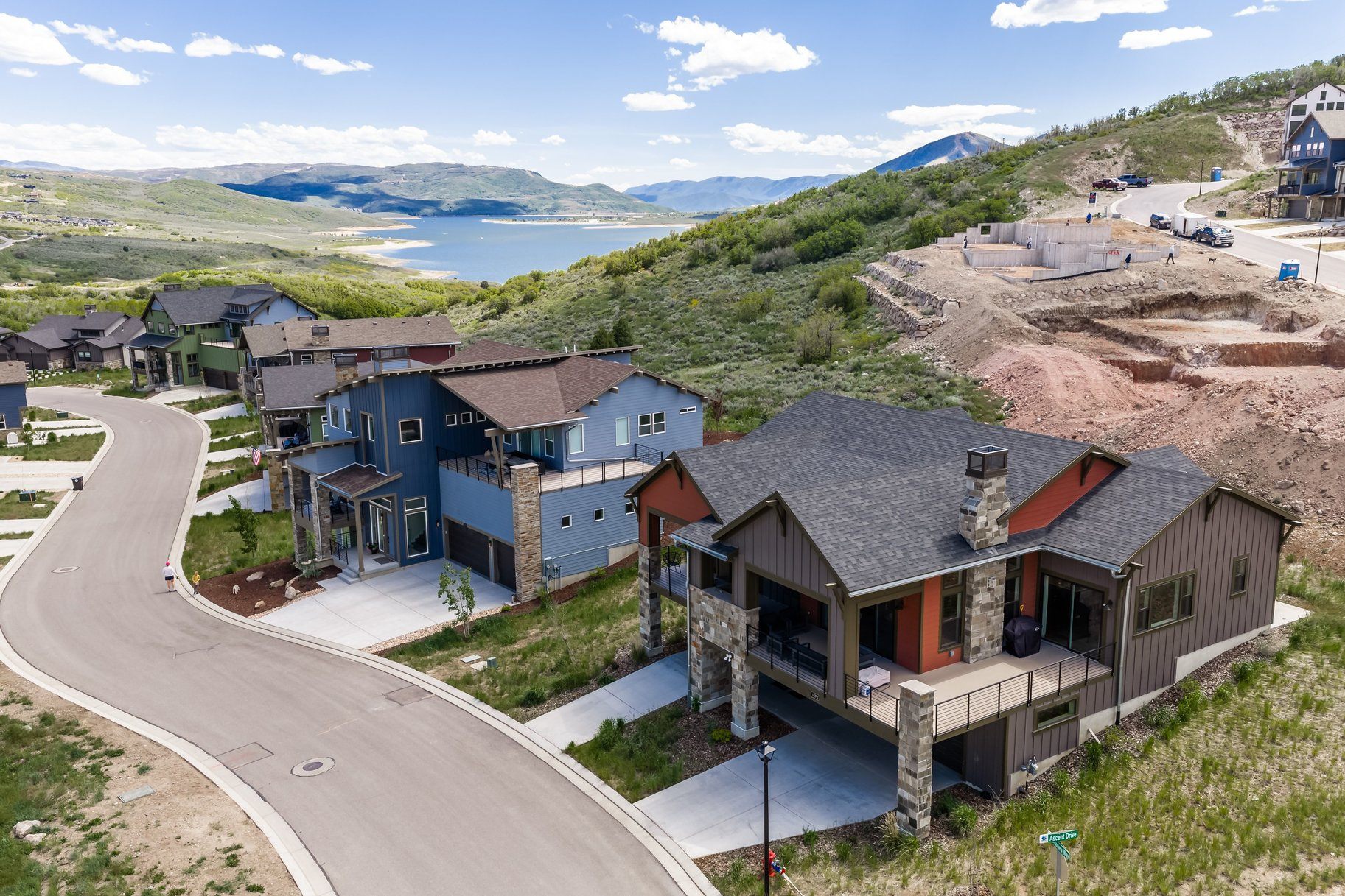 DEER SPRINGS - Residential