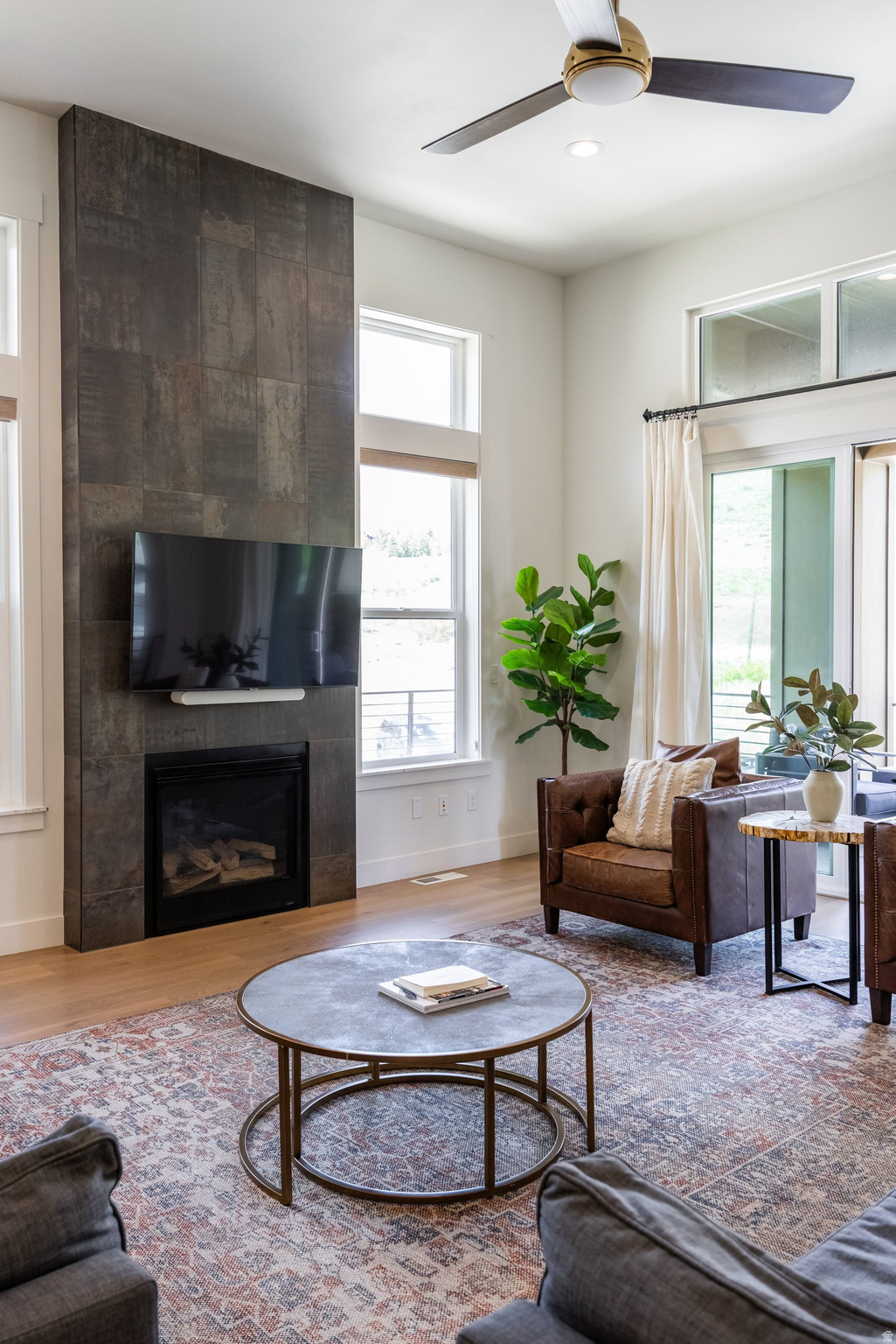 DEER SPRINGS - Residential