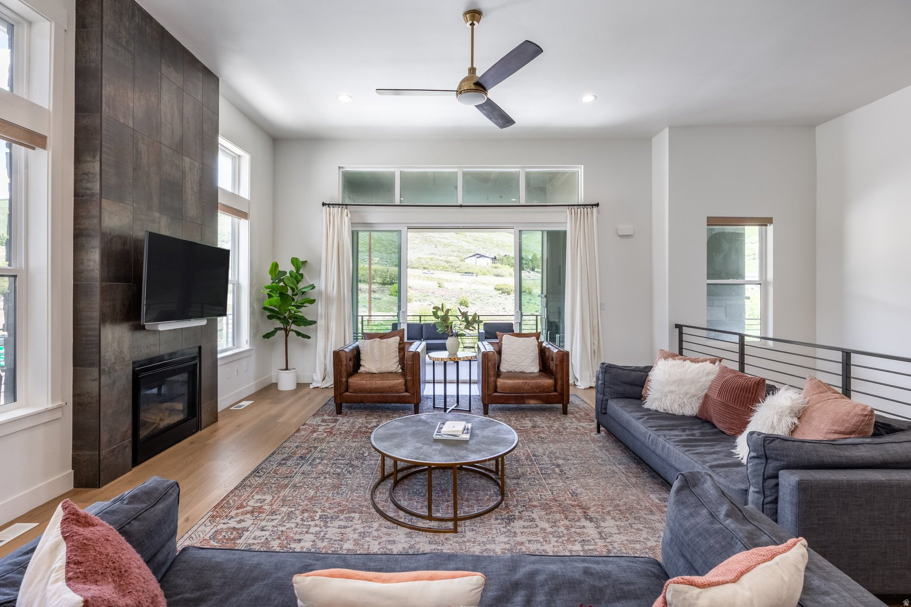 DEER SPRINGS - Residential