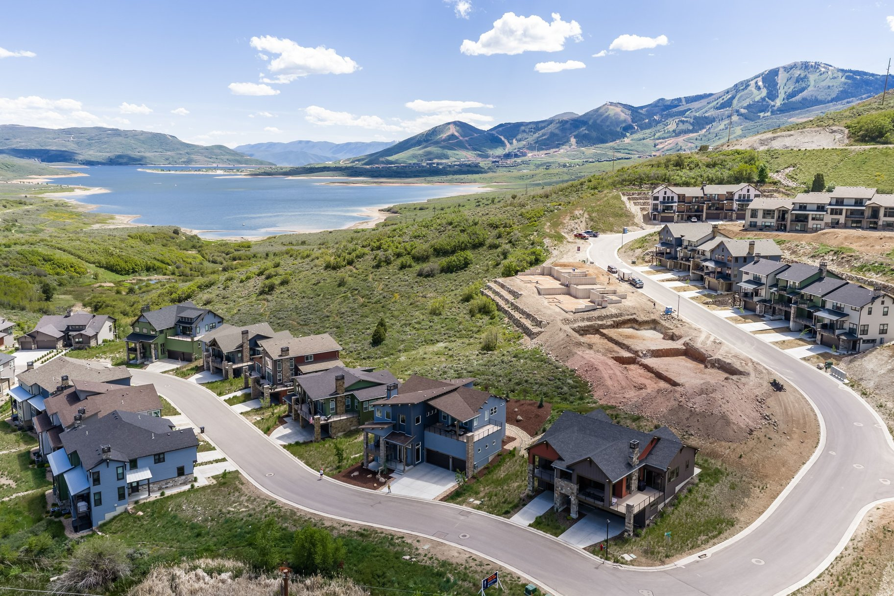 DEER SPRINGS - Residential