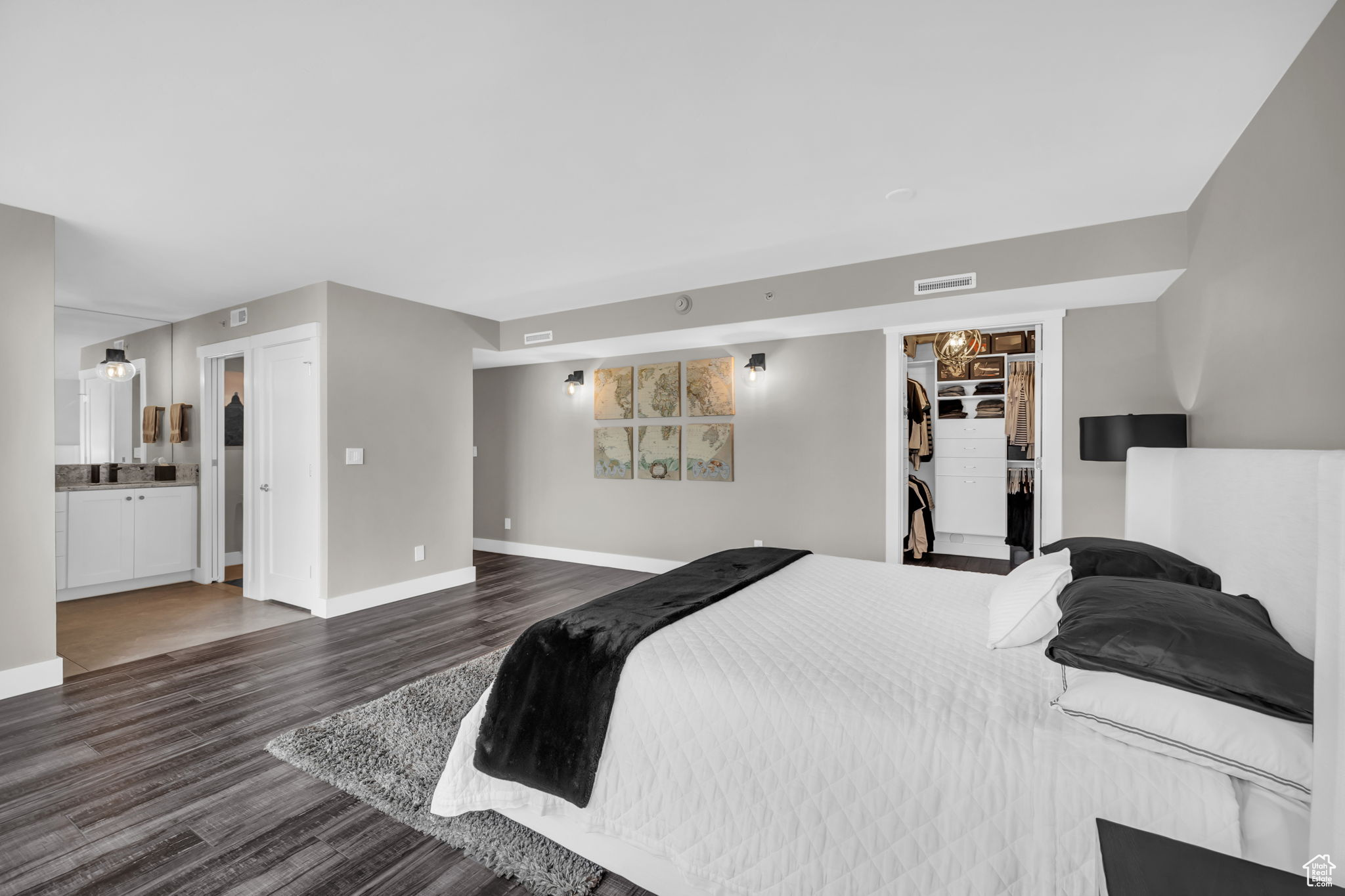BROADWAY TOWER CONDO - Residential
