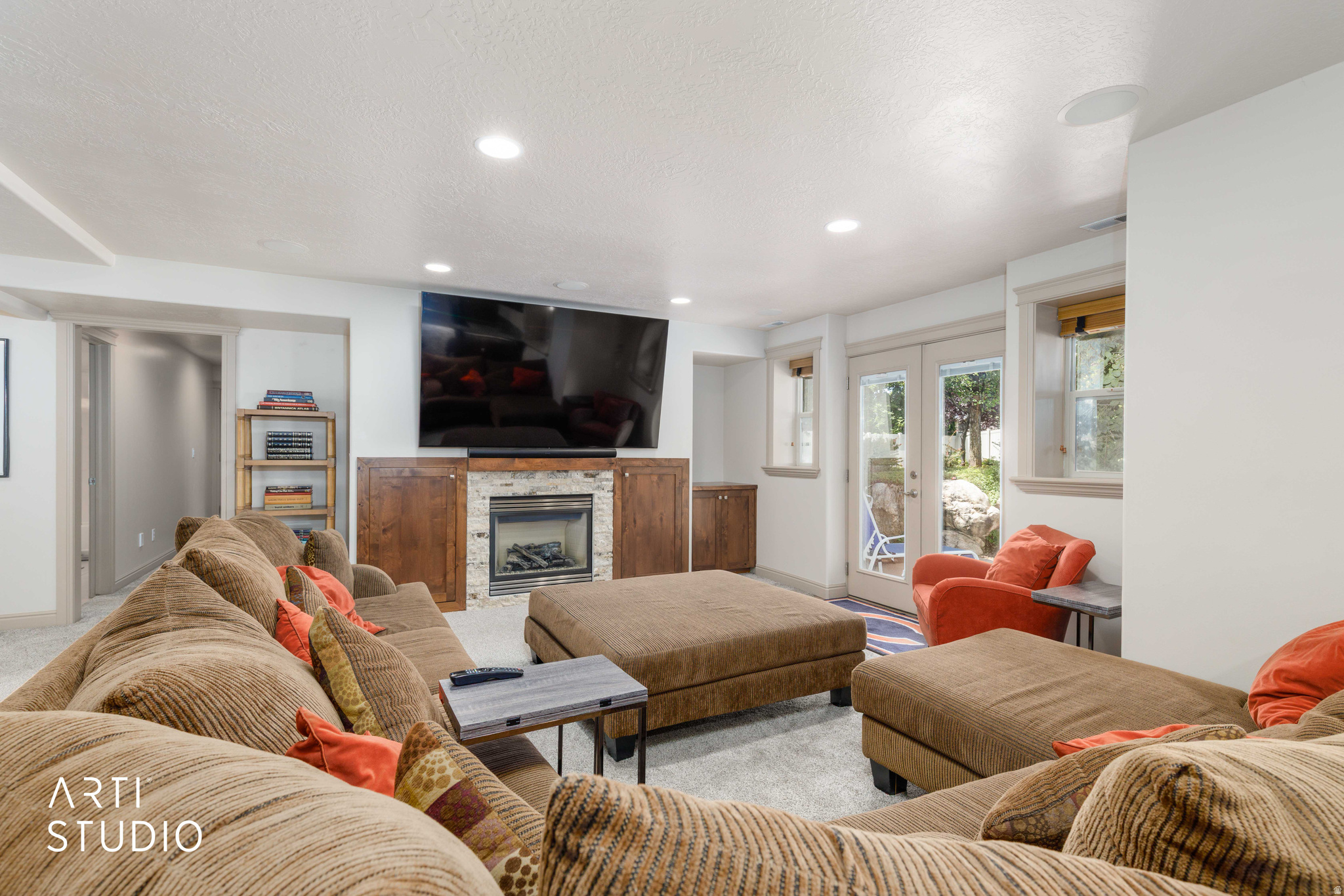 WILD HORSE SPRINGS - Residential