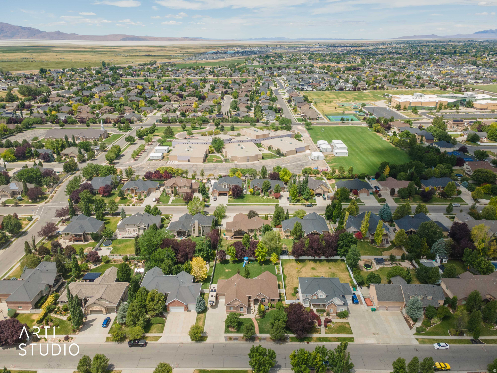 WILD HORSE SPRINGS - Residential