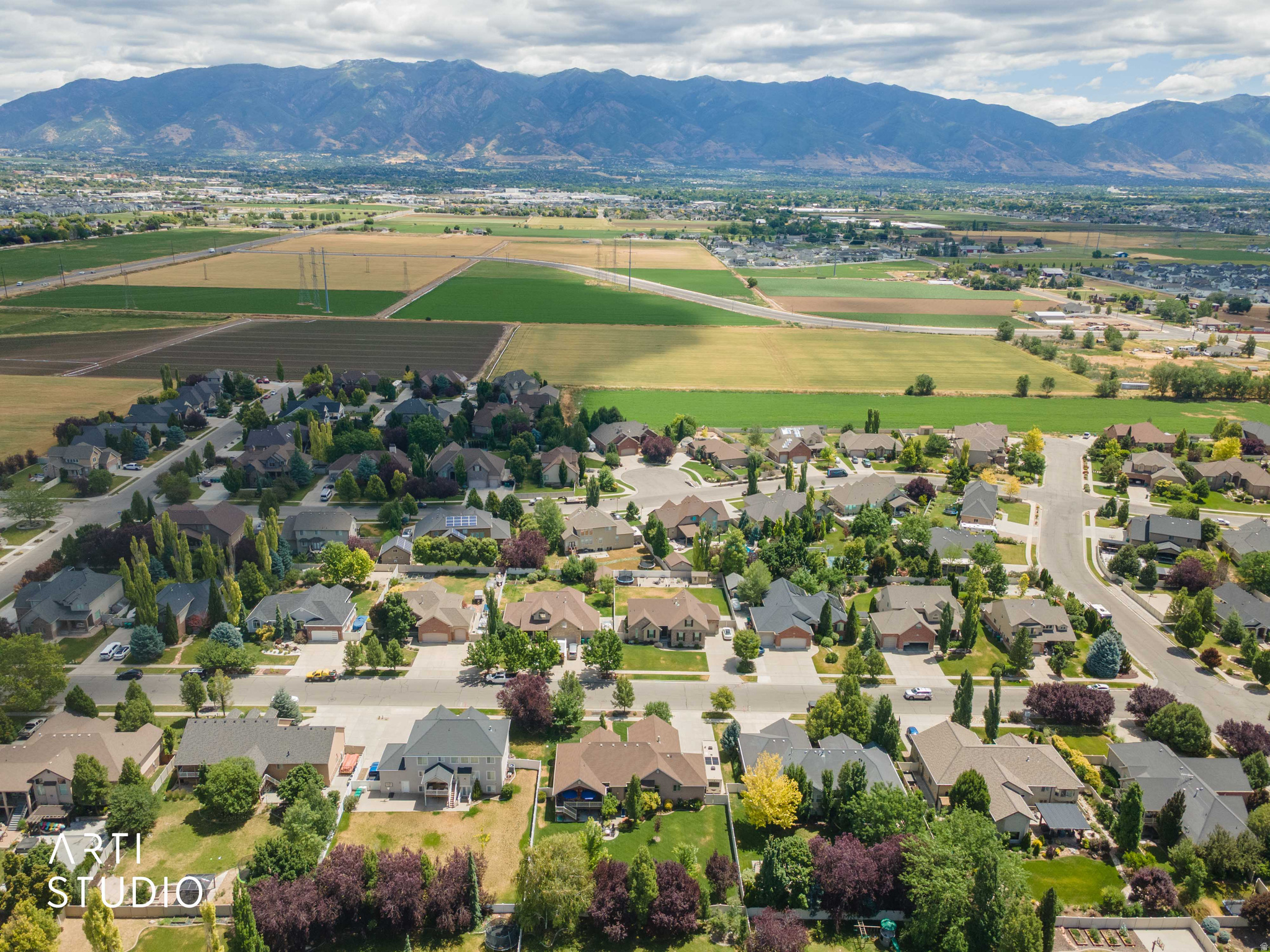 WILD HORSE SPRINGS - Residential