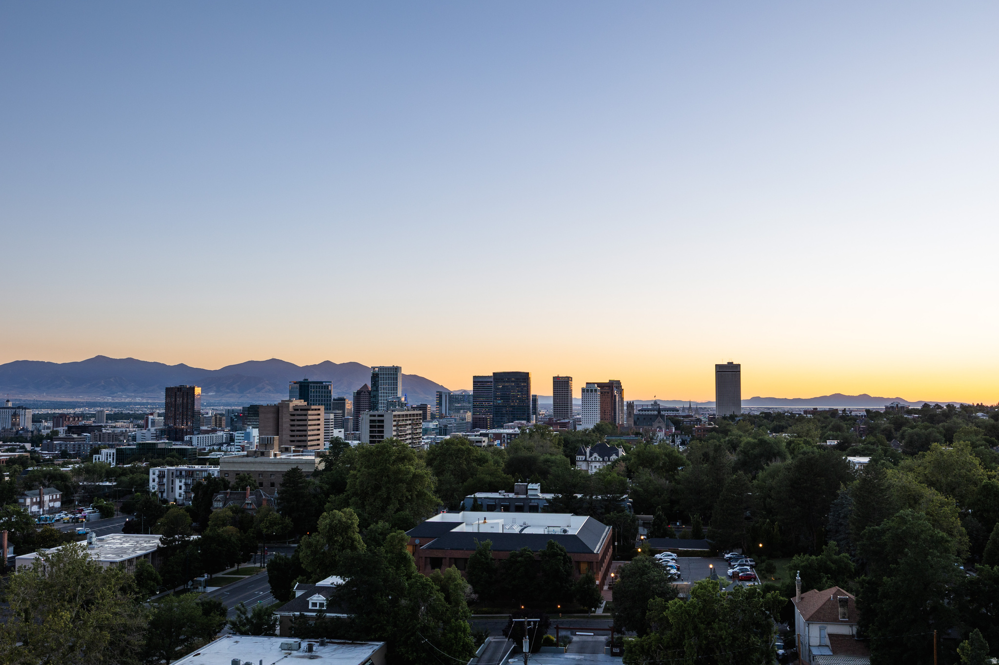 BONNEVILLE TOWER - Residential