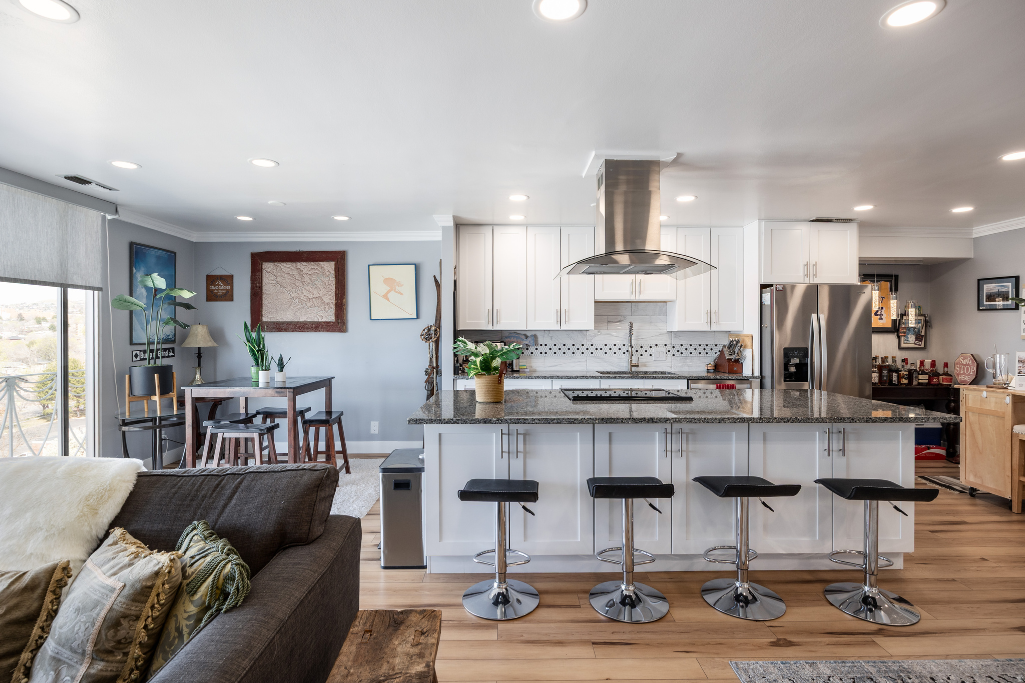 BONNEVILLE TOWER - Residential