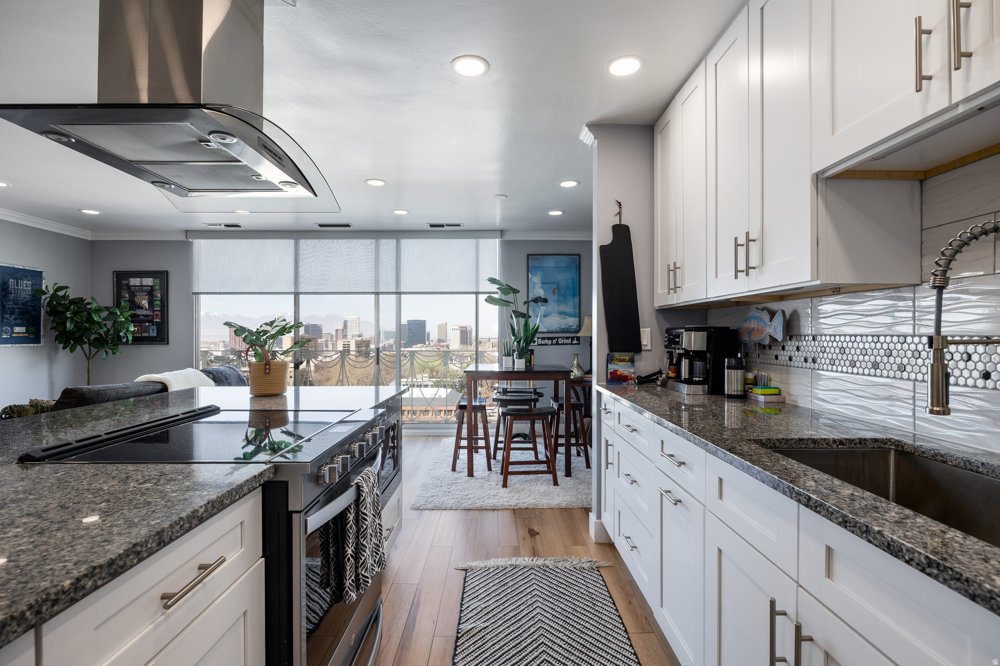 BONNEVILLE TOWER - Residential