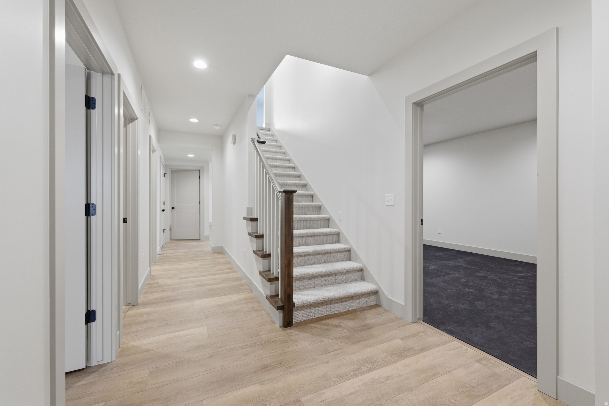 BEACON POINTE - Residential
