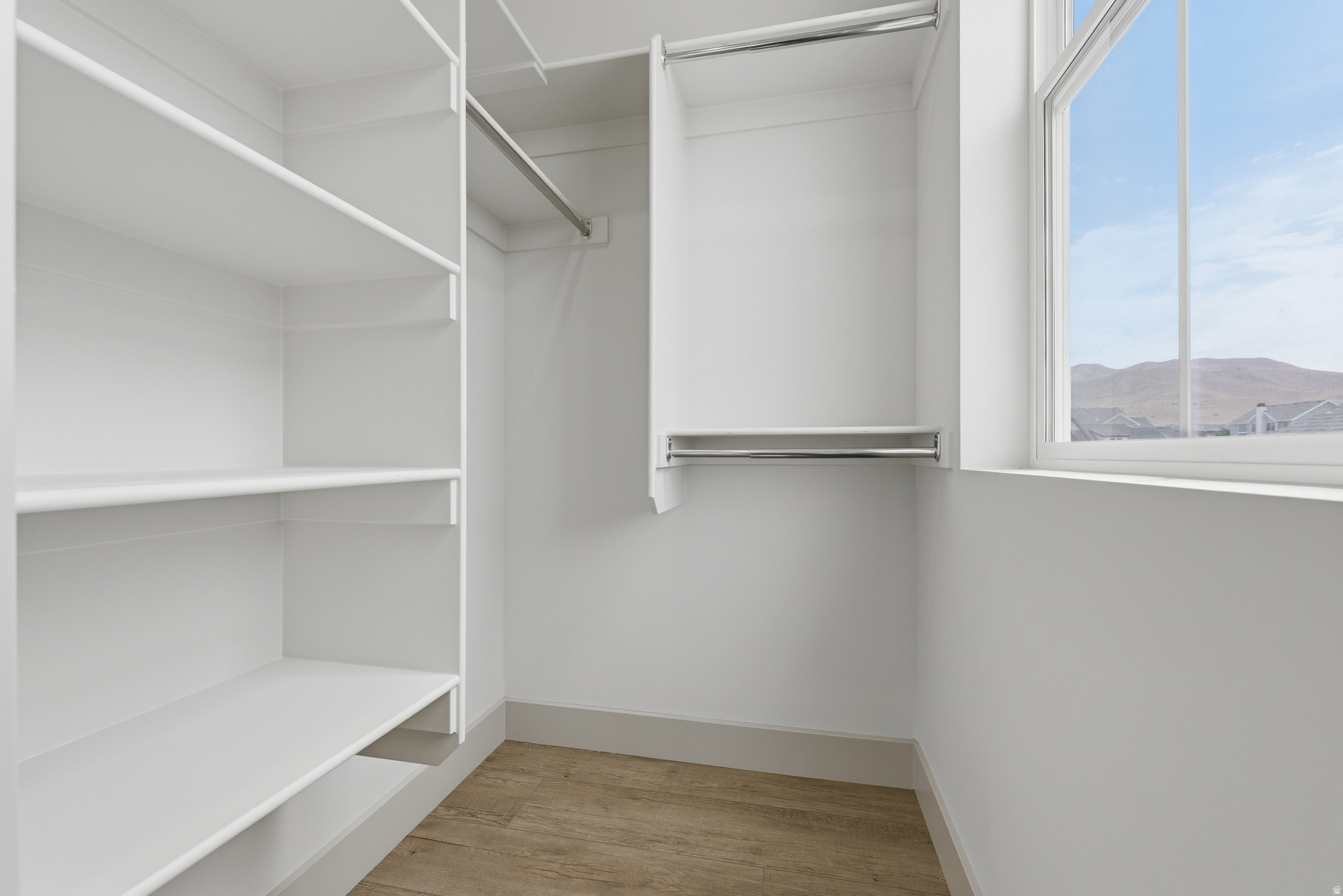 BEACON POINTE - Residential