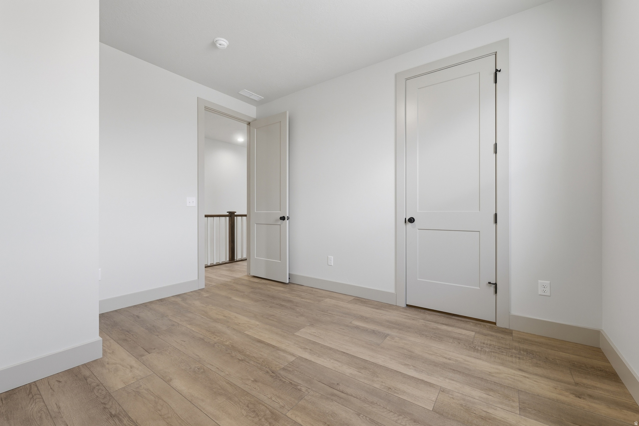 BEACON POINTE - Residential