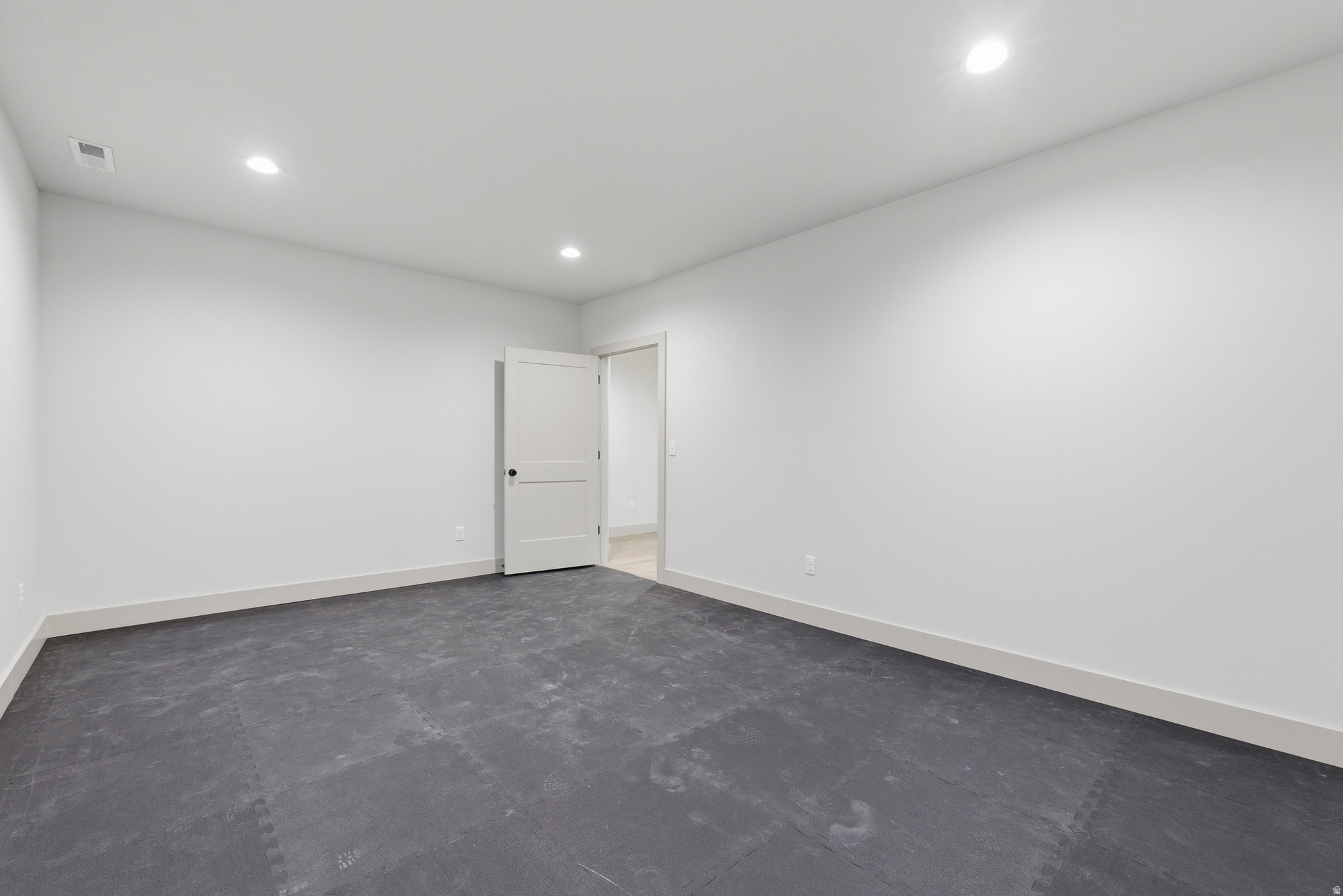 BEACON POINTE - Residential
