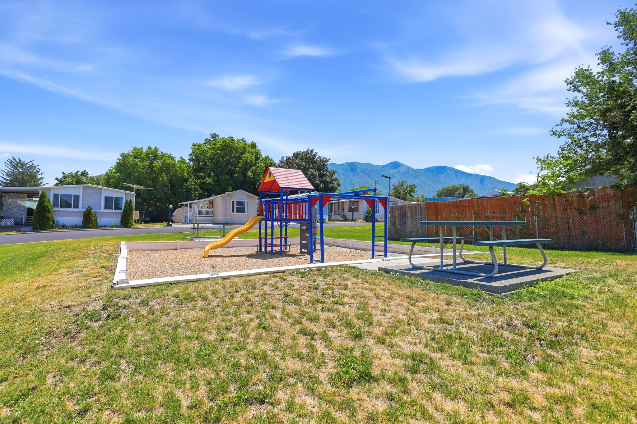 SOUTH SPRINGVILLE TERRACE - Residential