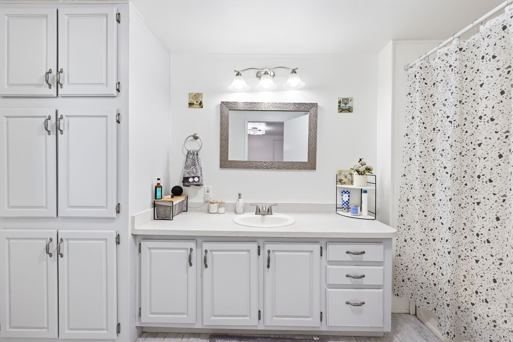 SOUTH SPRINGVILLE TERRACE - Residential