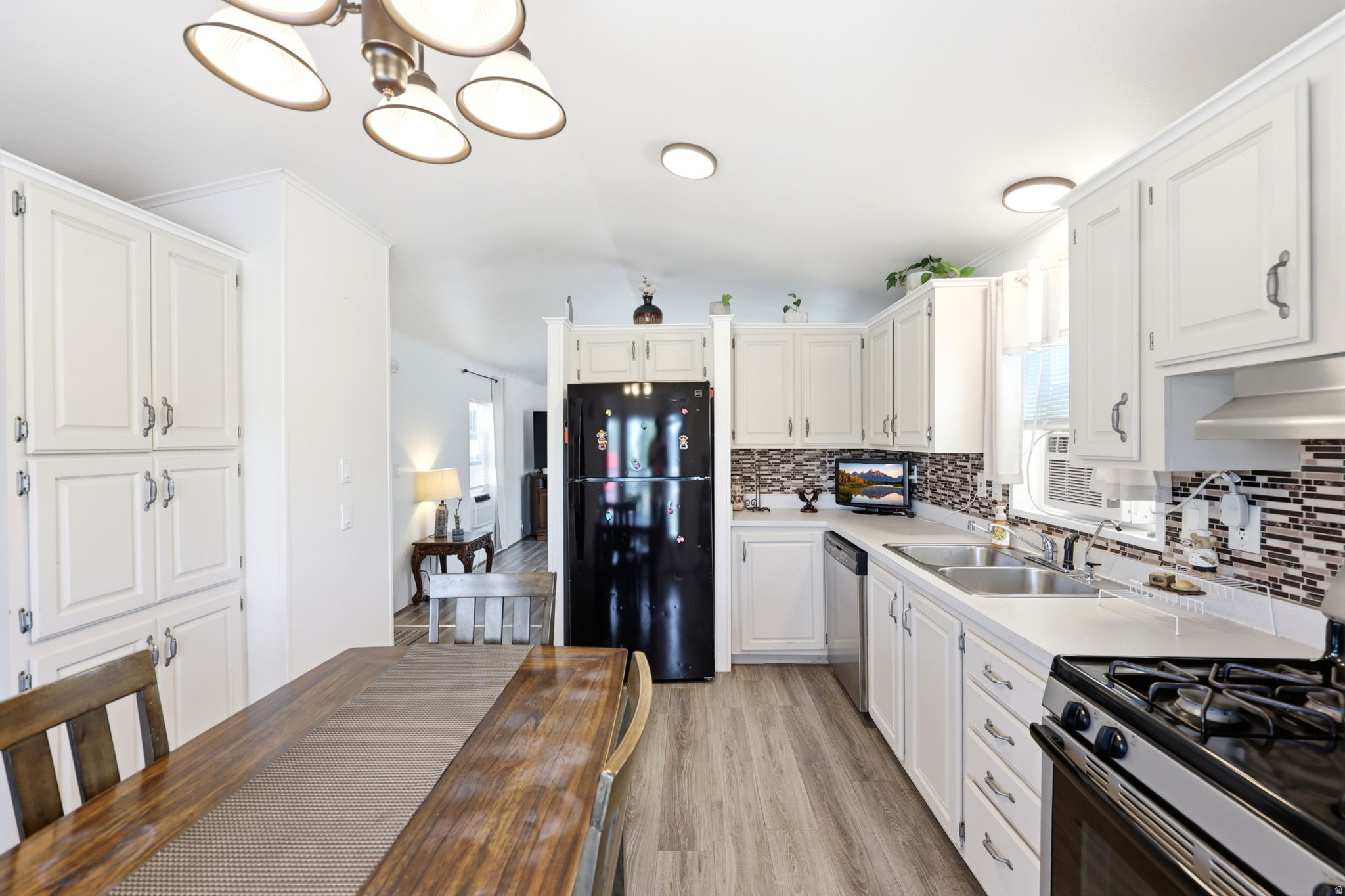 SOUTH SPRINGVILLE TERRACE - Residential