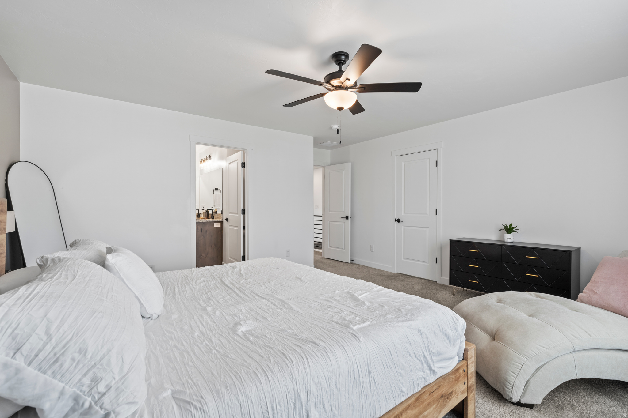 LAKESHORE LANDING - Residential