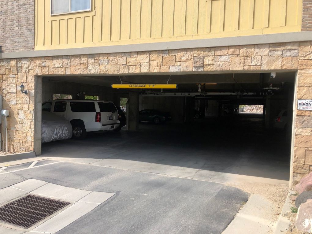 ALBION VILLAGE - Residential Lease