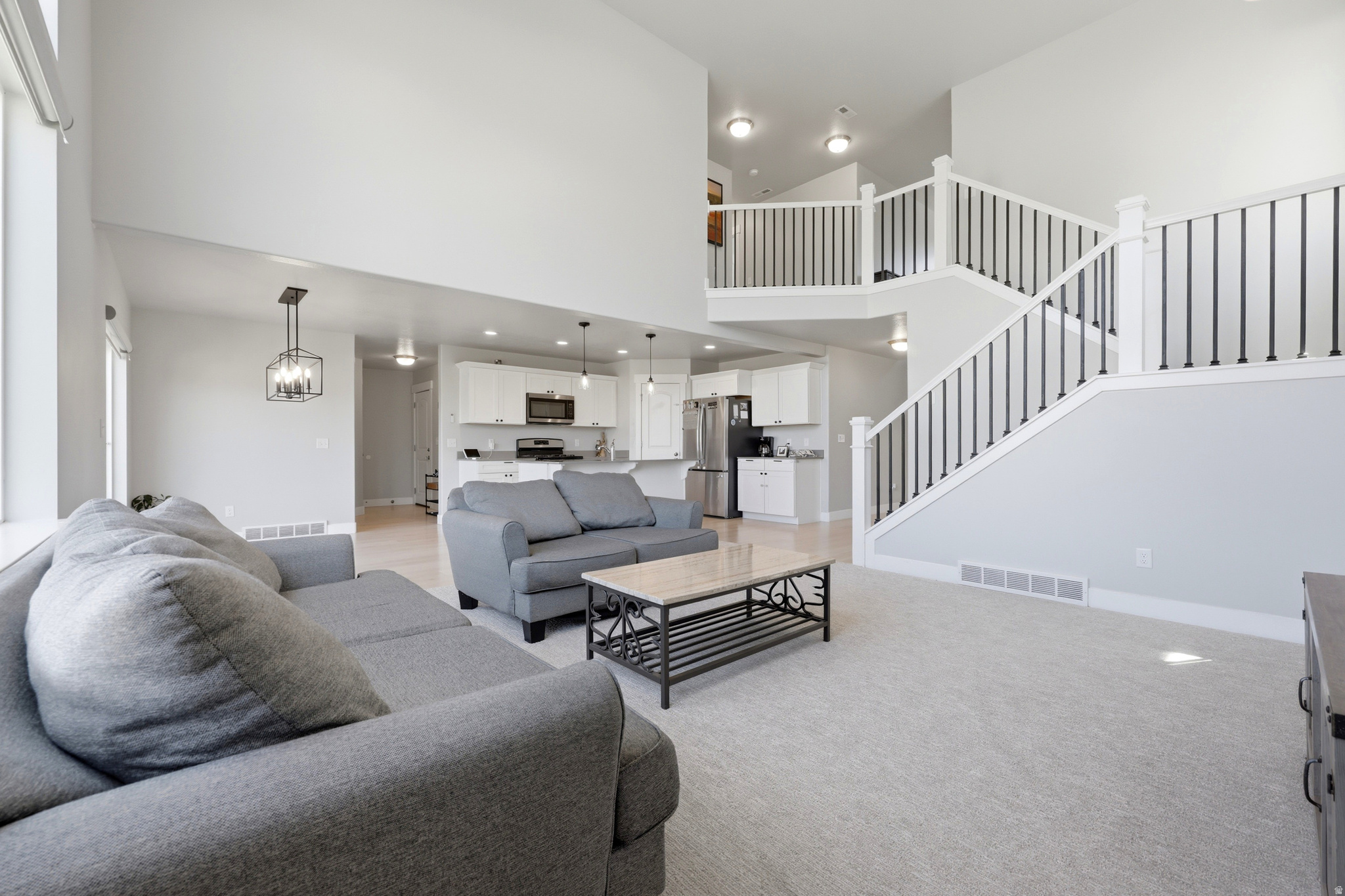 QUAIL HILL AT MT SARATOGA - Residential