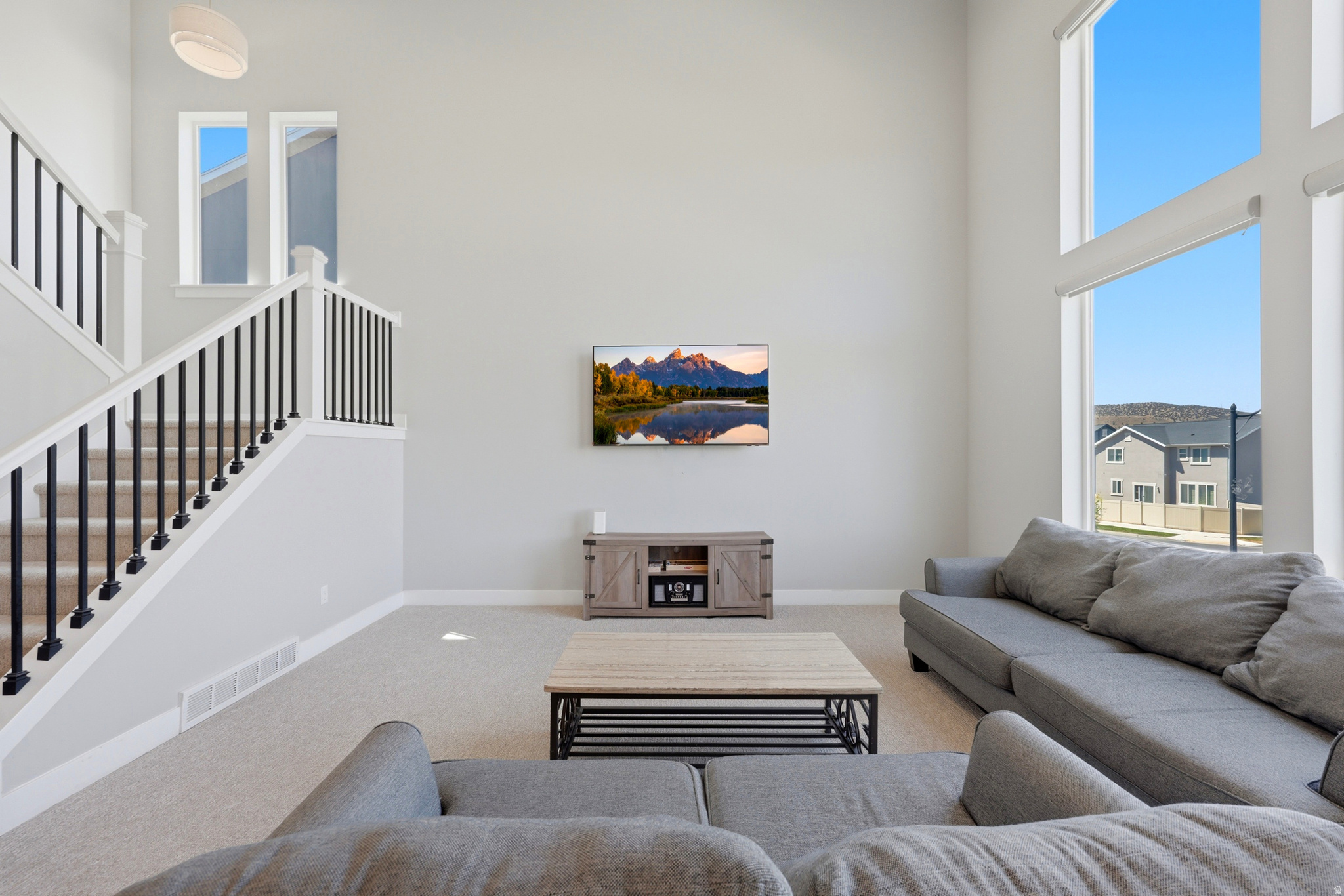 QUAIL HILL AT MT SARATOGA - Residential