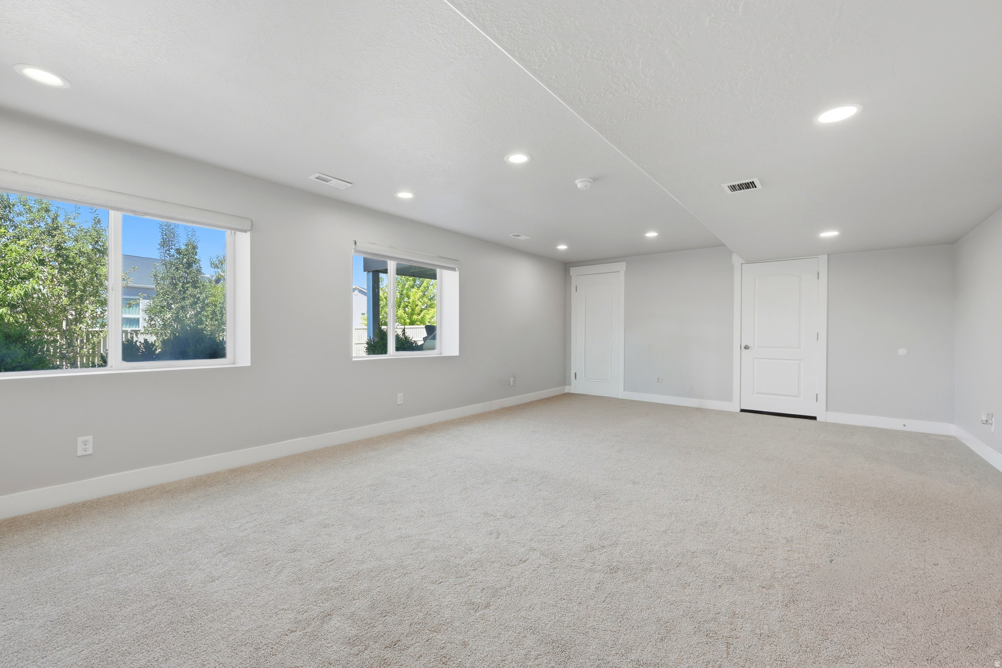 QUAIL HILL AT MT SARATOGA - Residential
