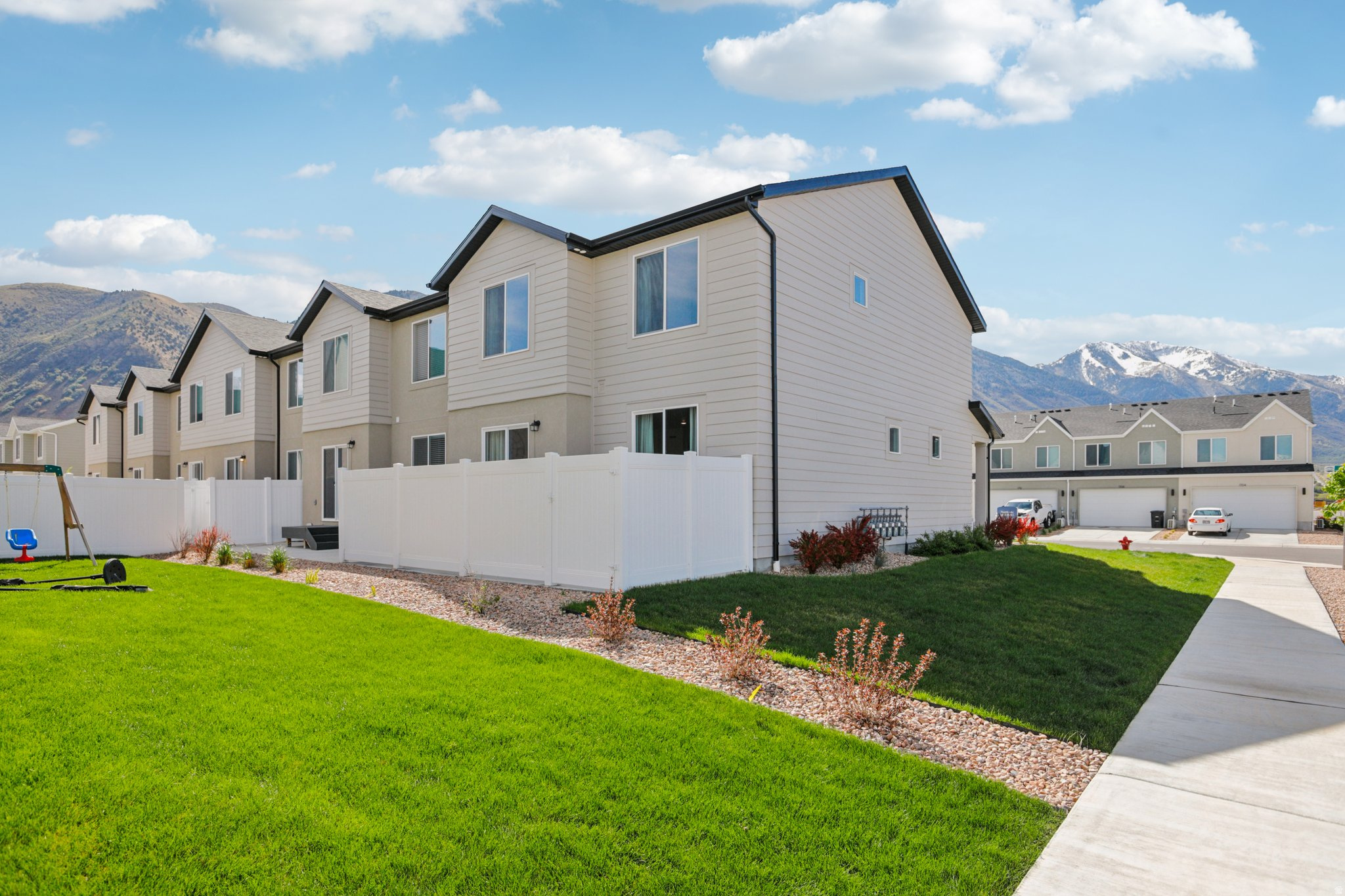 VIRIDIAN - Residential