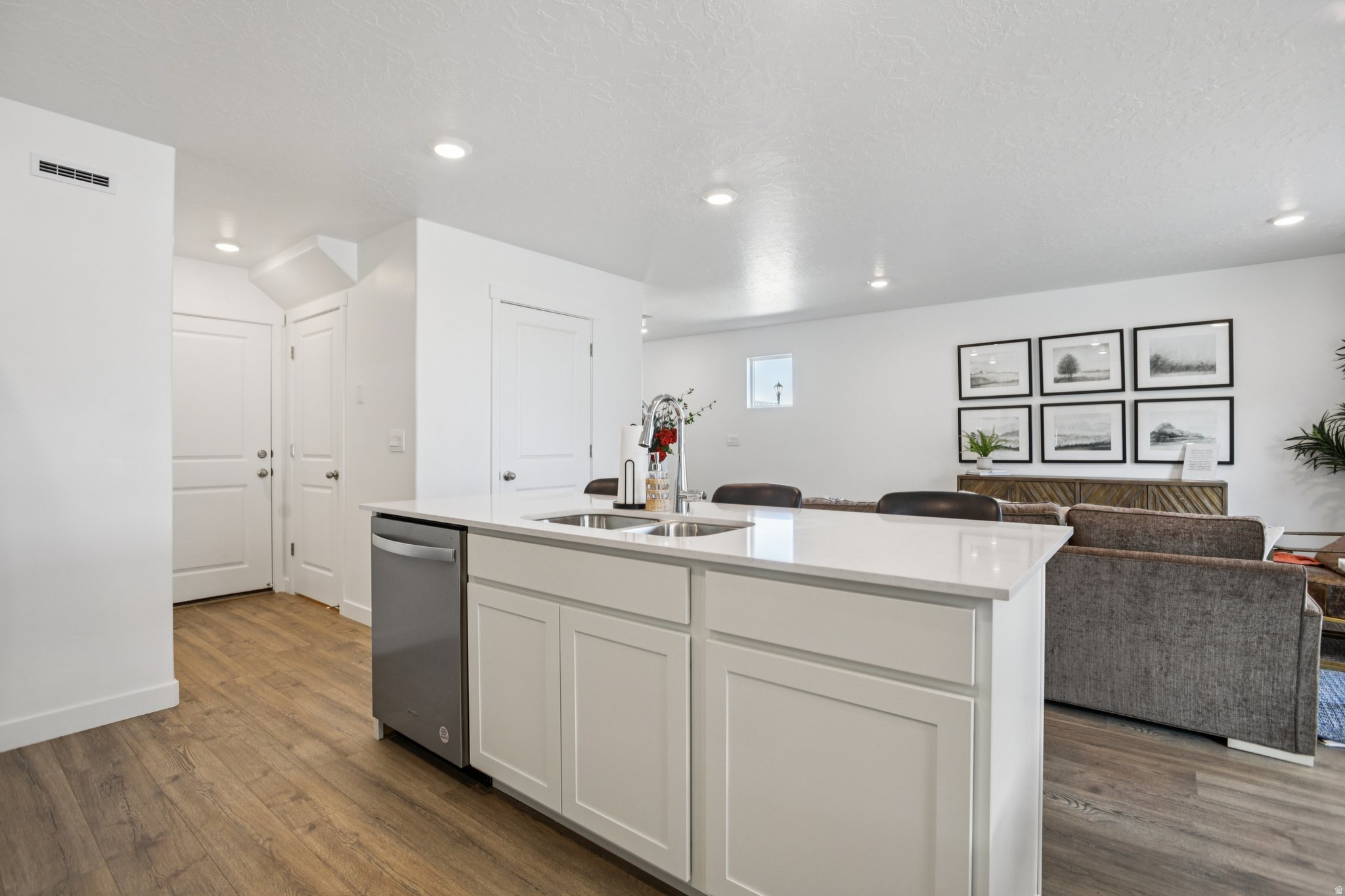 VIRIDIAN - Residential