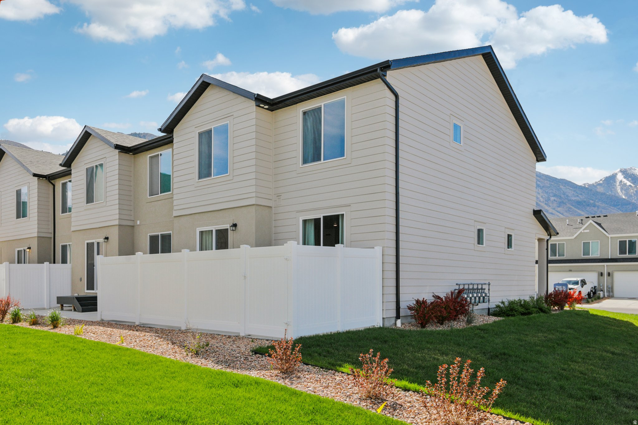VIRIDIAN - Residential