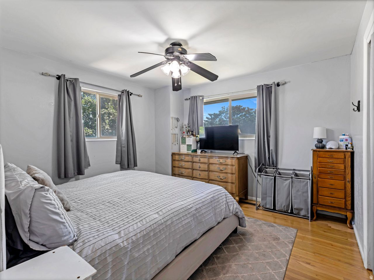 ROBINS PARK - Residential