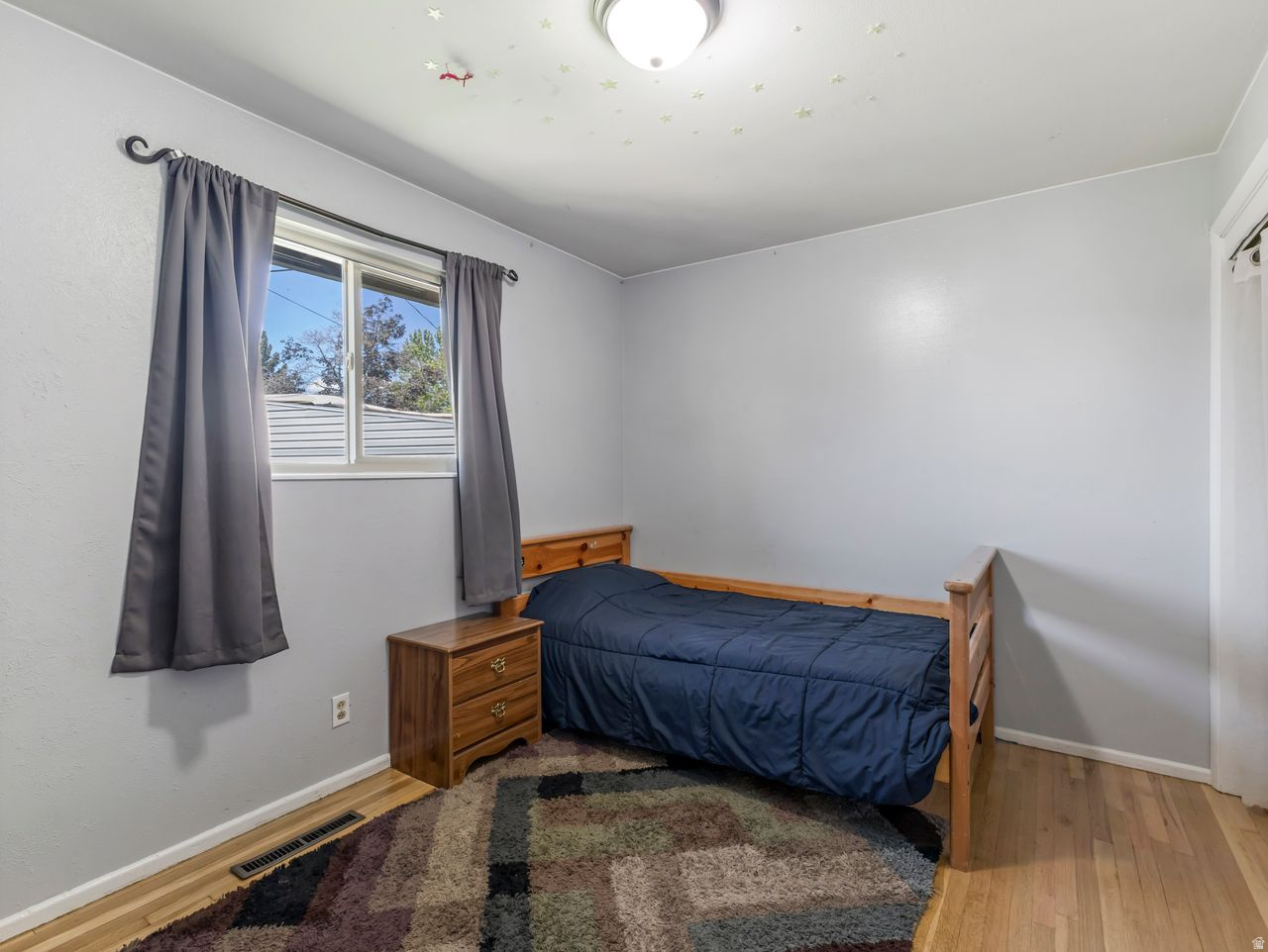 ROBINS PARK - Residential