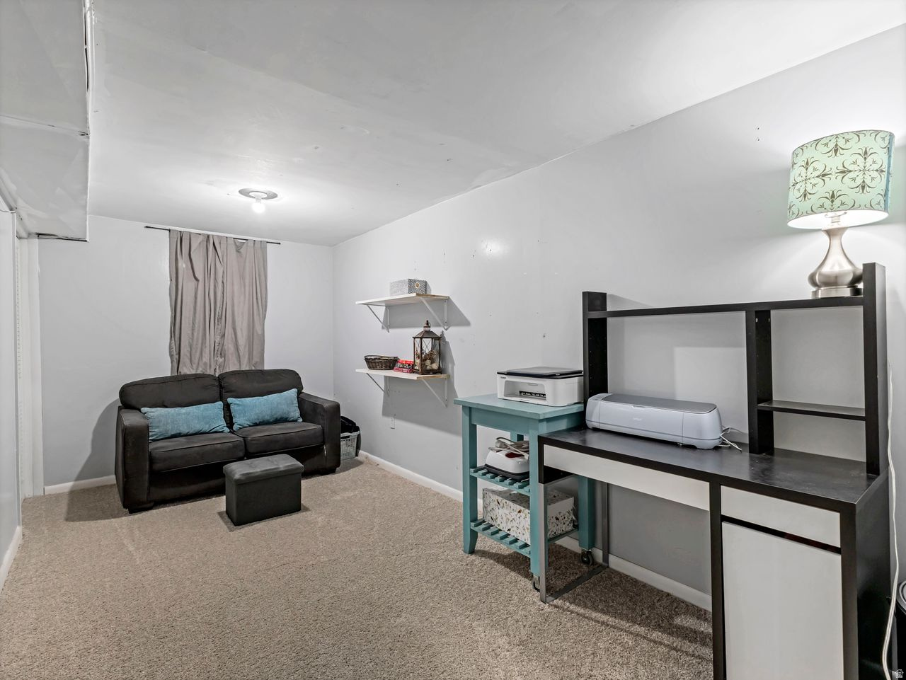 ROBINS PARK - Residential