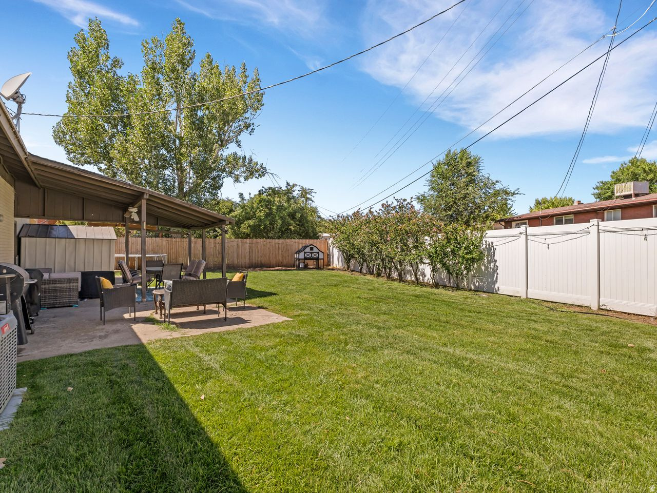 ROBINS PARK - Residential