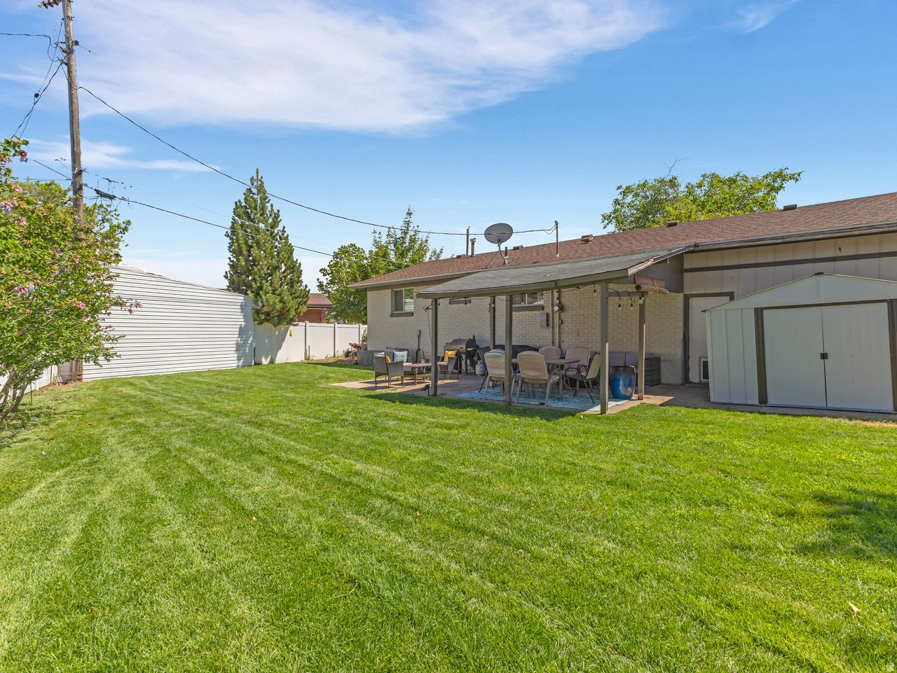 ROBINS PARK - Residential