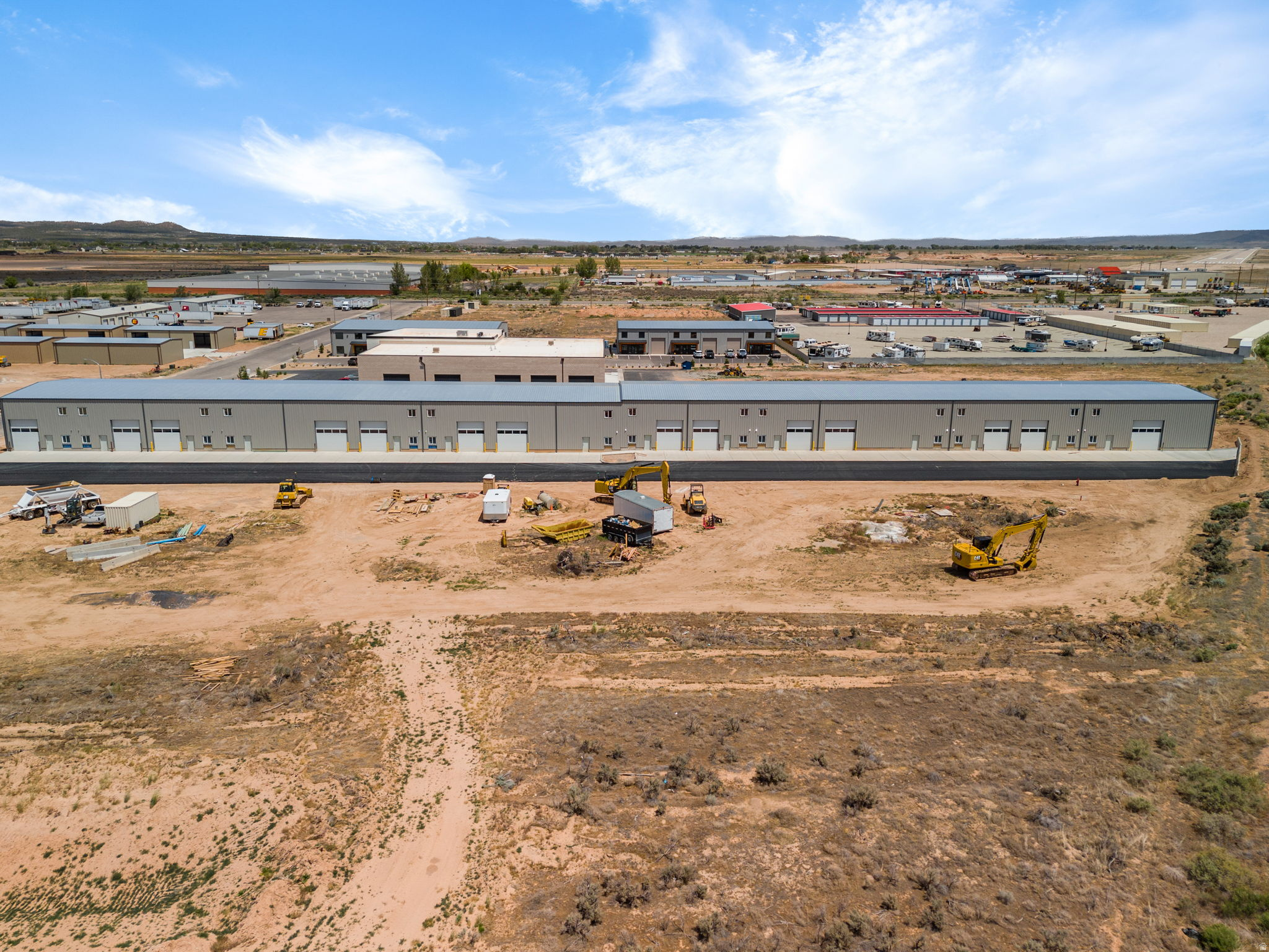 DIAMONTI INDUSTRIAL SUBDIVISION - Commercial Lease