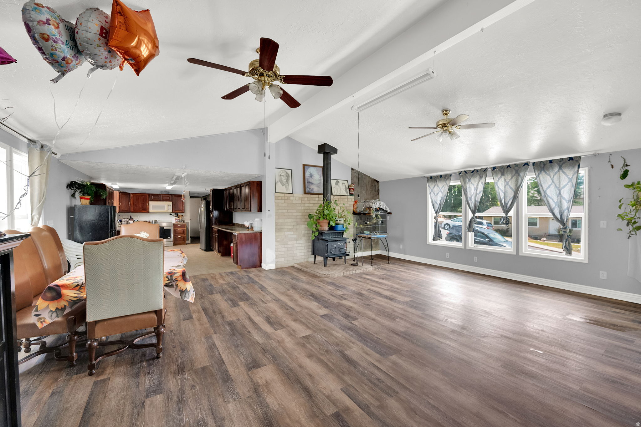 PEACH GROVE - Residential
