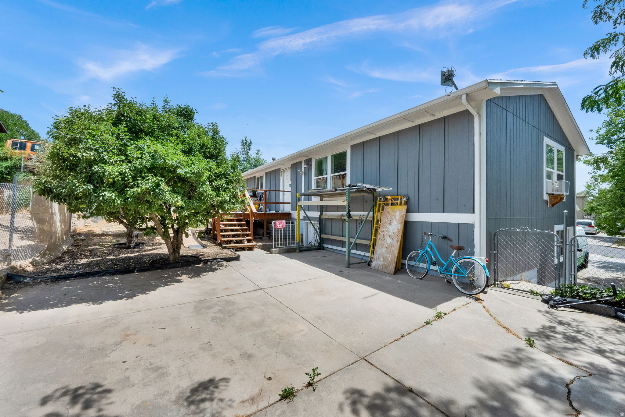 PEACH GROVE - Residential
