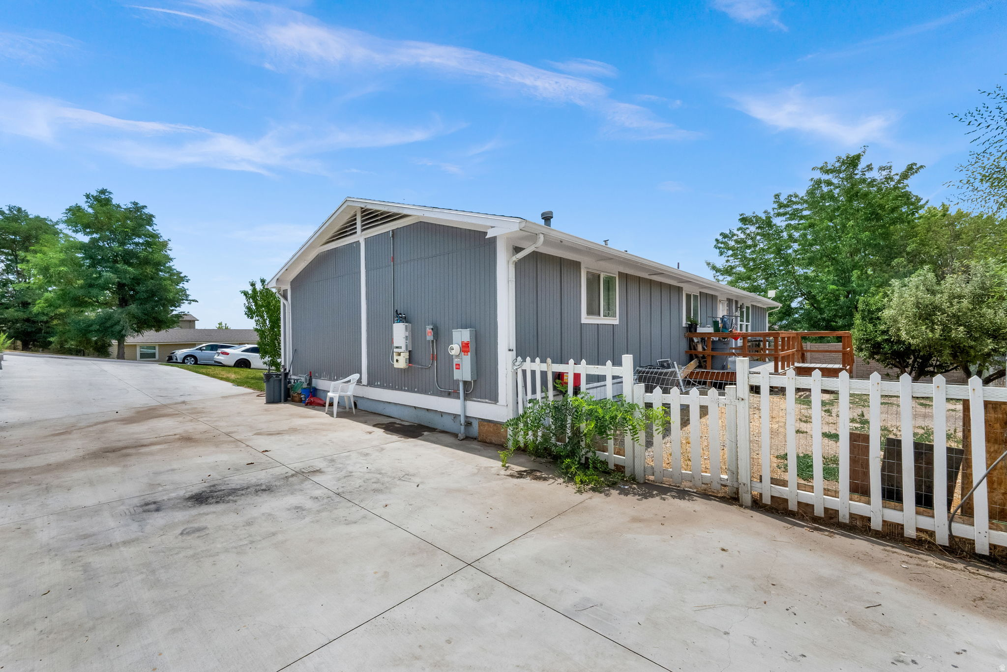 PEACH GROVE - Residential