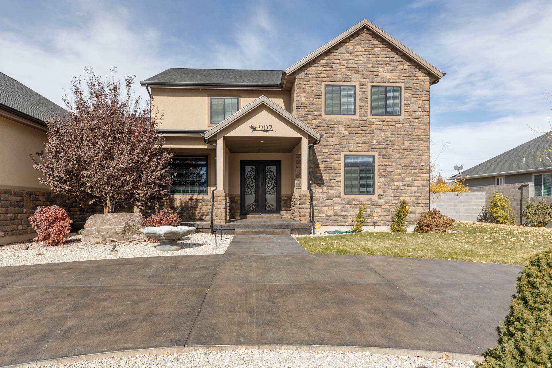 THE LINKS - Residential