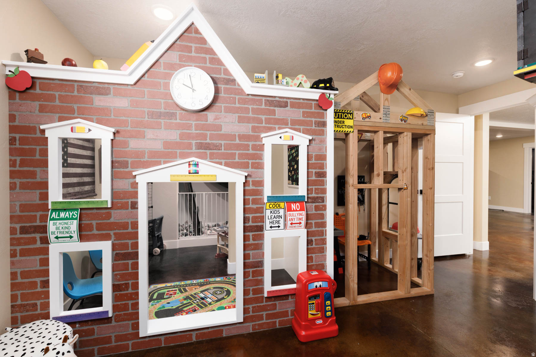 THE LINKS - Residential