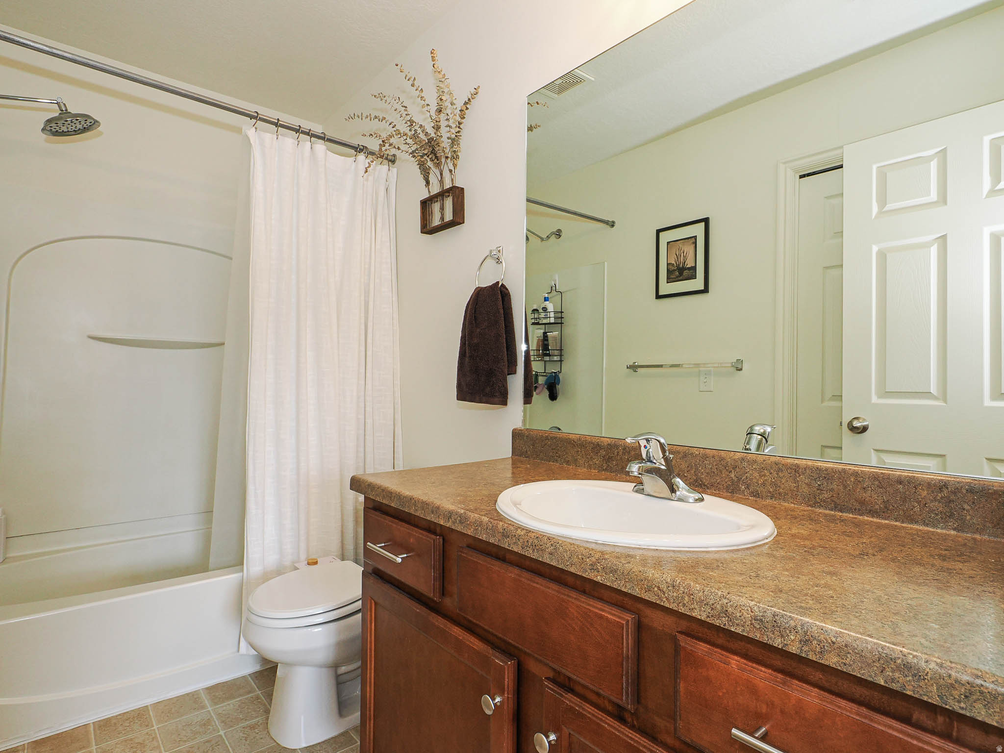 EAST TOWN VILLAGE PH - Residential