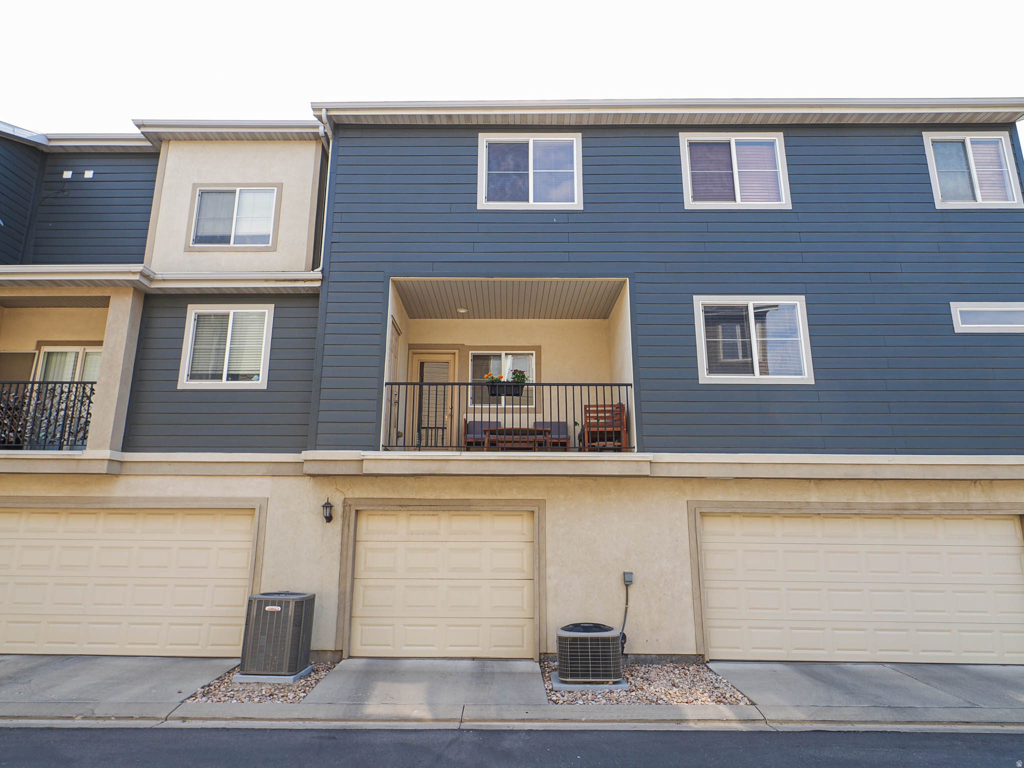 EAST TOWN VILLAGE PH - Residential