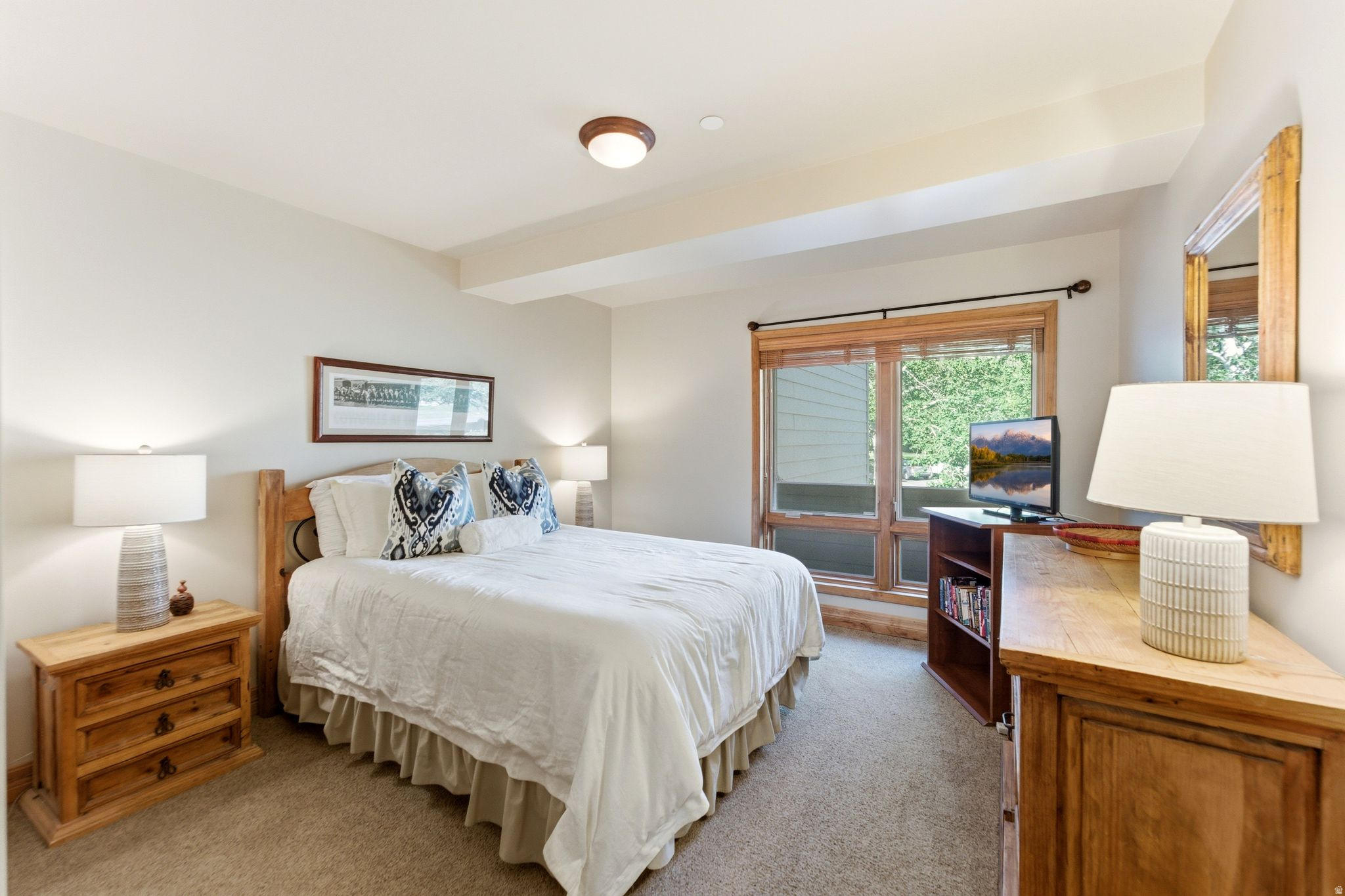 FAWNGROVE CONDOMINIUM - Residential