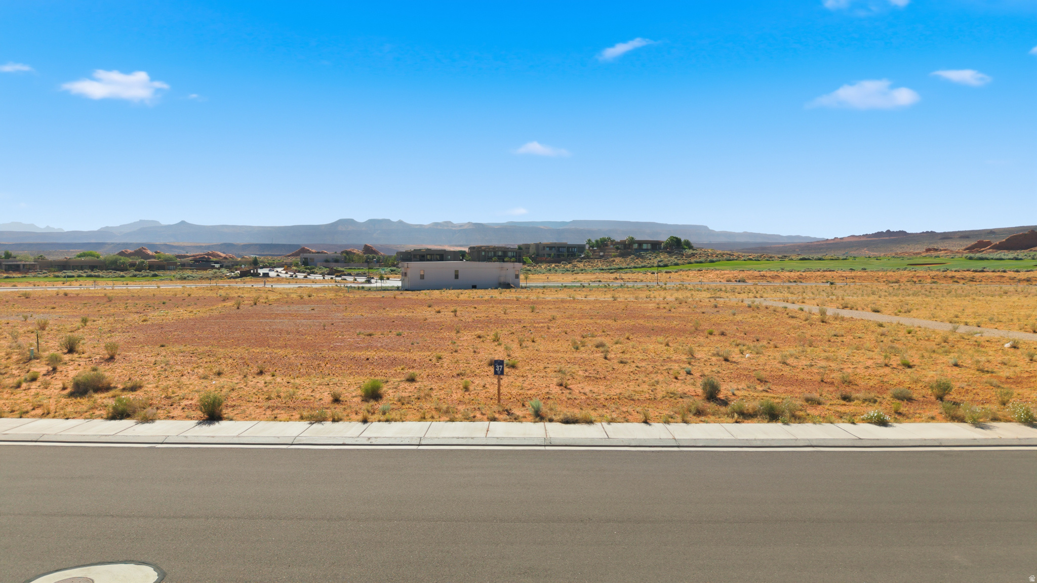 ESTATES AT SAND HOLLOW - Land