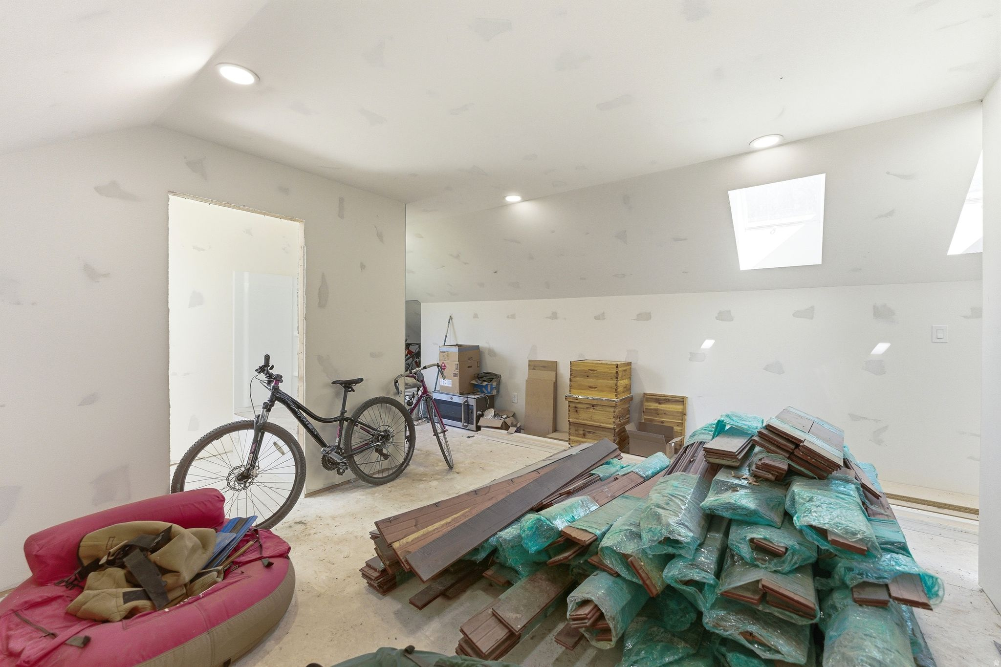 NORTH SUMMIT - Residential