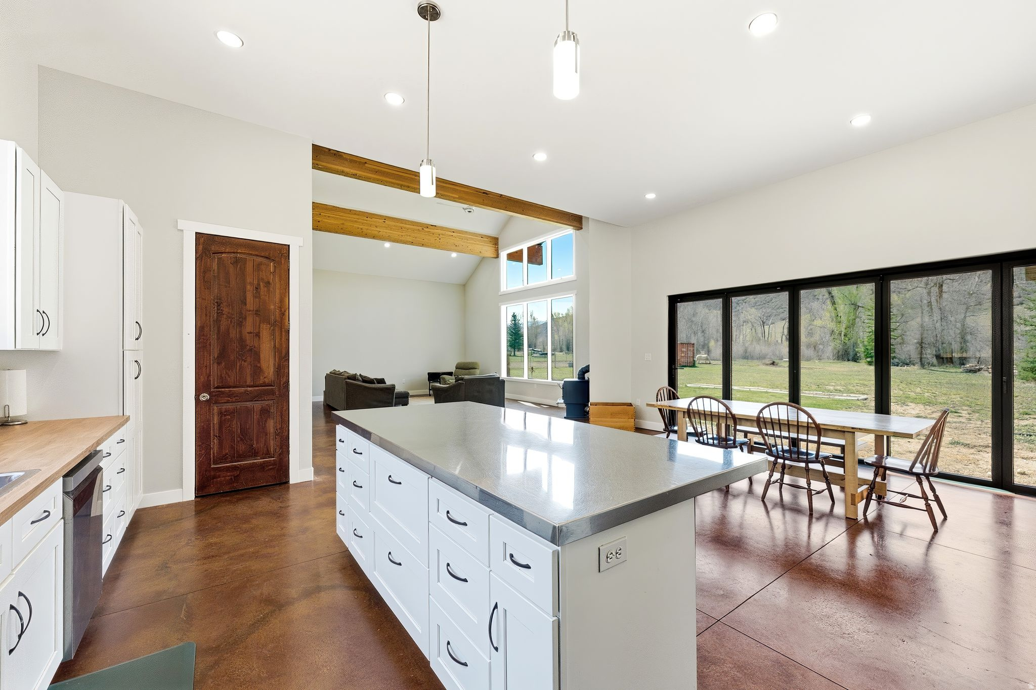 NORTH SUMMIT - Residential